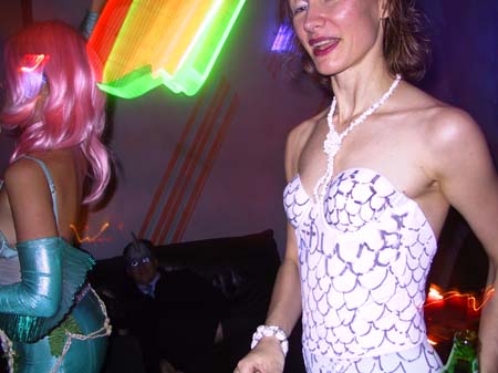 140-4026_IMG