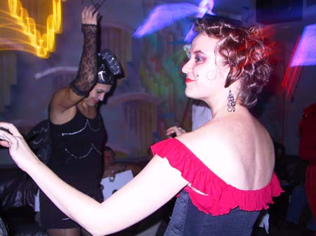 140-4028_IMG