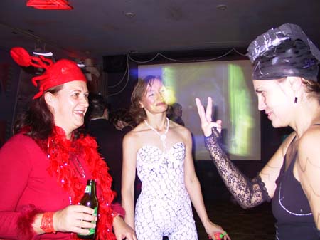 140-4043_IMG